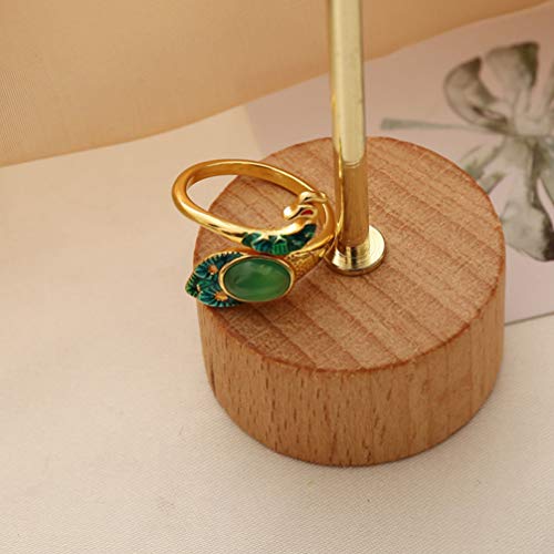 EXCEART 2pcs Adjustable Knitting Loop Crochet Ring Peacock Crochet Rings Woven Rings Metal Yarn Guide Finger Holder Knitting Thimble for Home Crochet Knitting Tools