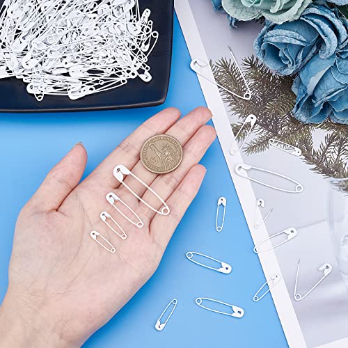 arricraft About 200 Pcs 4-Size Safety Pins, White Spray Painted Safety Pins, Sewing Accessories Kit for Clothes Crafts Sewing Jewelry Making, 0.75"/19mm - 1.77"/45mm