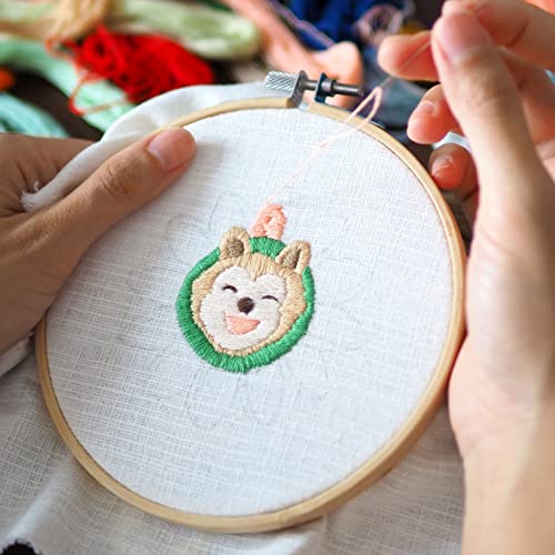 Caydo 24 Pieces 5 Inch Embroidery Hoops Bulk, Cross Stitch Hoop Embroidery Frame for Art Craft Handy Sewing and Wall Decoration