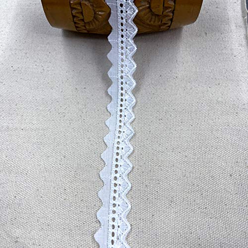 AMORNPHAN 15 Yards 0.75 Inch Wide White Cotton Eyelet Lace Trim Ribbon Floral Embroidered Fabric Sewing Craft Dress Tablecloth Blankets Pillow DIY Decorations