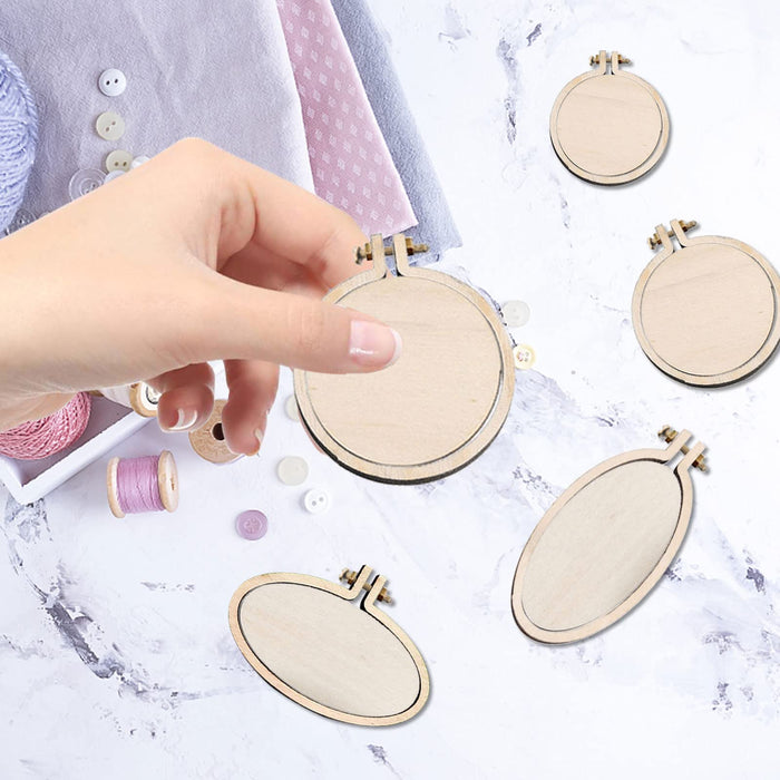 Wood Mini Embroidery Hoop, Wooden Crossing Stitch Hoop Ring Embroidery Circle Small Frame Sewing Embroidery Ring Craft Ornament Round Oval Vertical DIY Embroidery Pendant Display Frame Circle (24)